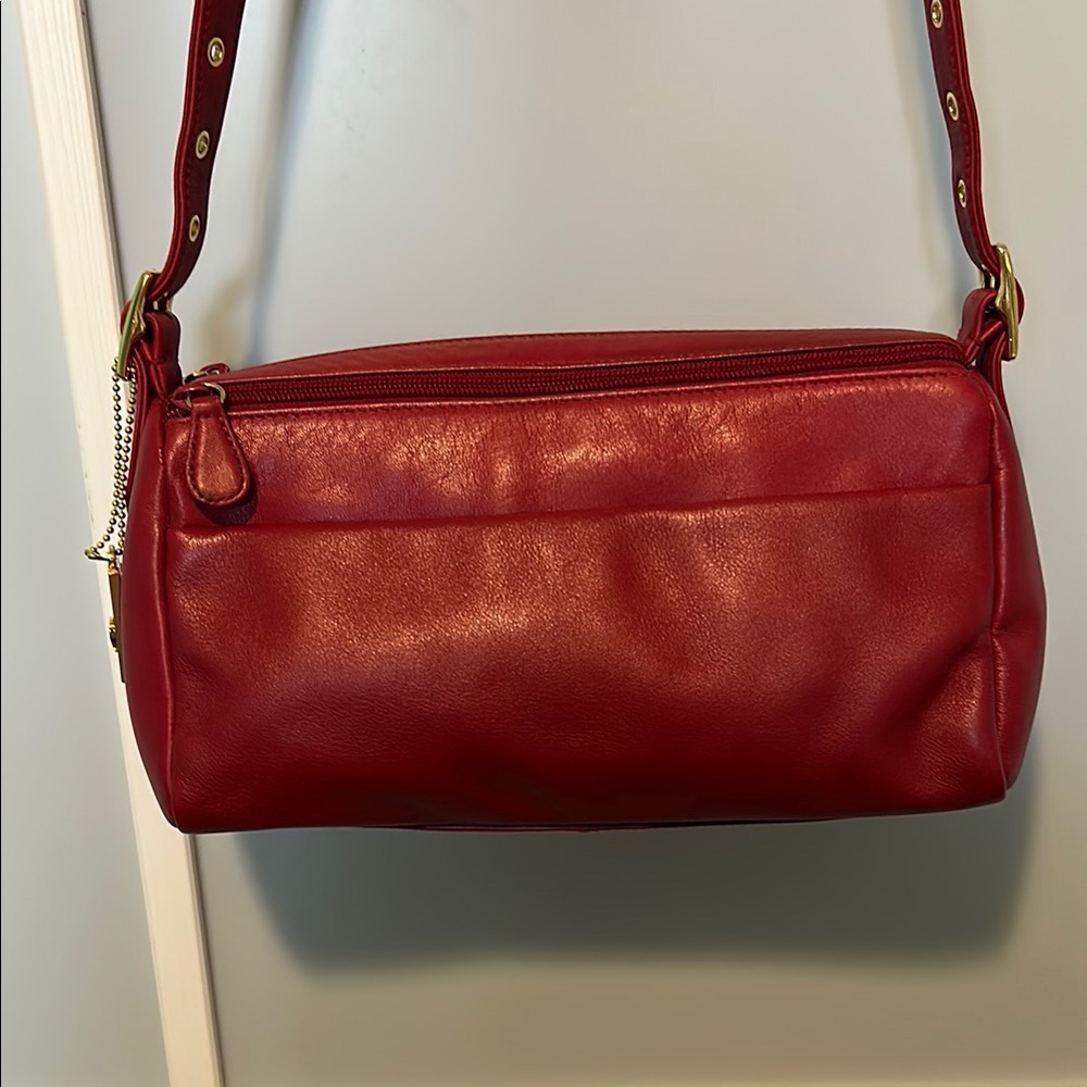Etienne Aigner Elegant Red Leather Shoulder Bag